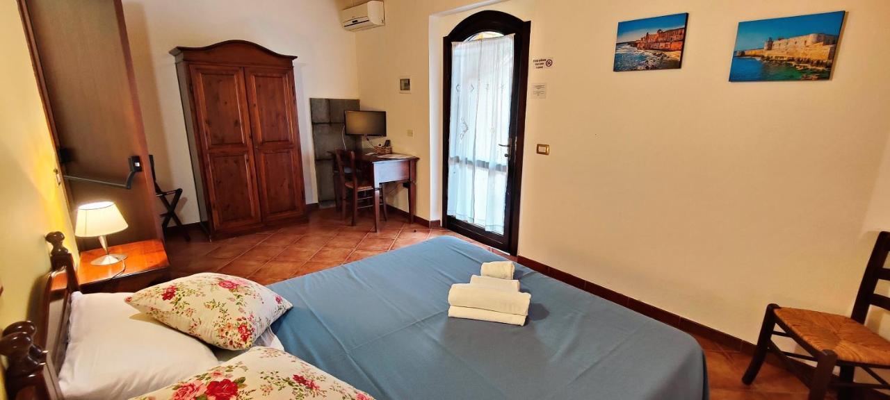 Agriturismo Le Chiuse Carlentini Exteriér fotografie